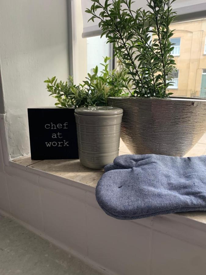 チェルトナムThe Hideaway, Calm, Cozy, Dog Friendly Retreatアパートメント エクステリア 写真